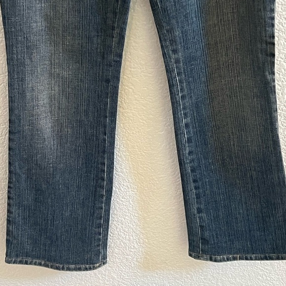 Elie Tahari Embroidered Embellish Denim Jeans Size 29 - Picture 3 of 7